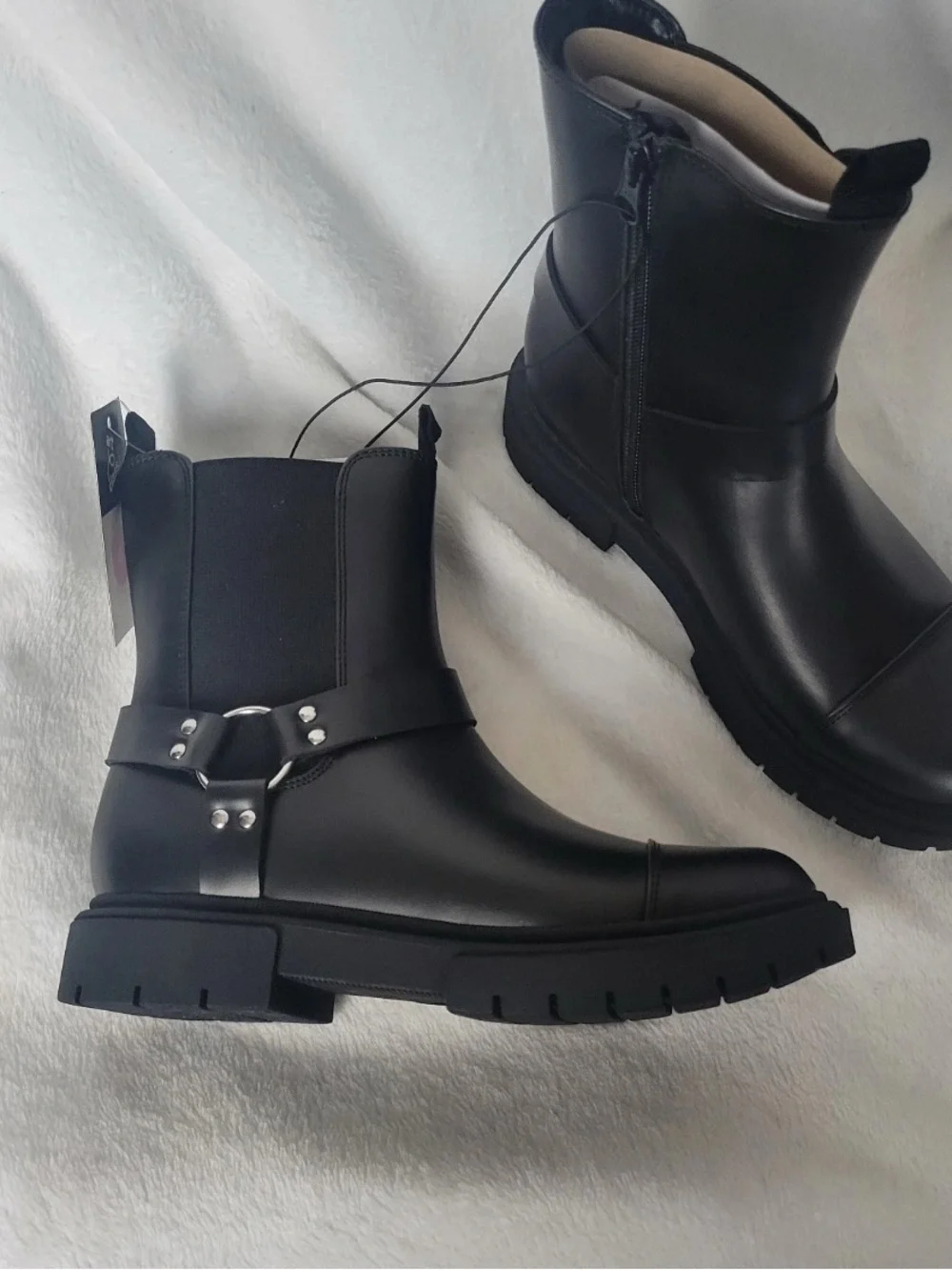 NWT-Kids1 Coachella style  Black Crosby Harness  Ankle boots,silver hardware